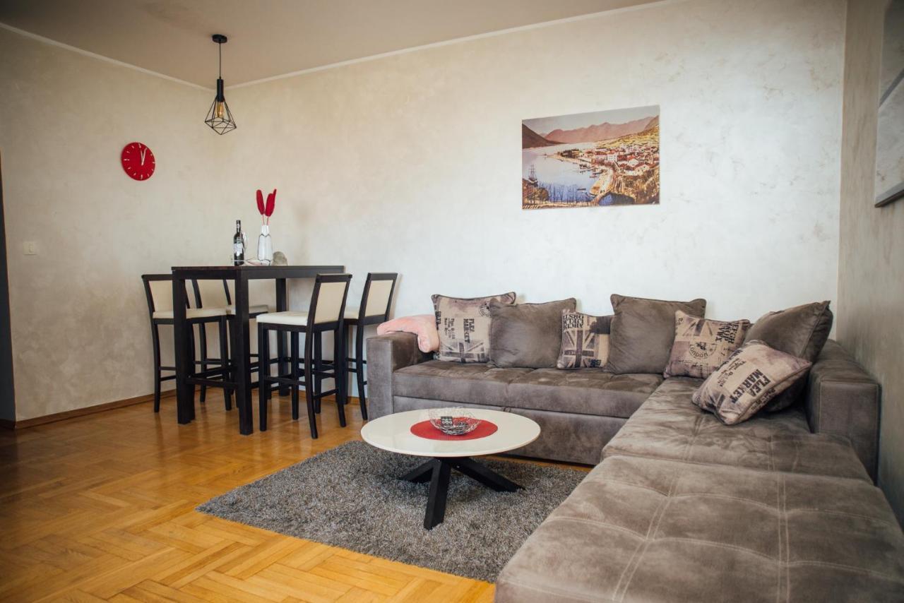Sea View Apartment In Kotor ! Apartment Popica Kültér fotó