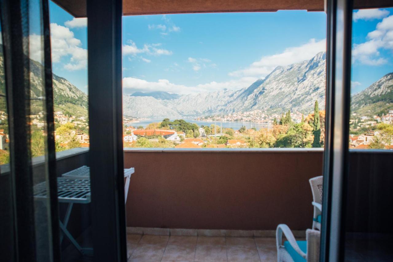 Sea View Apartment In Kotor ! Apartment Popica Kültér fotó
