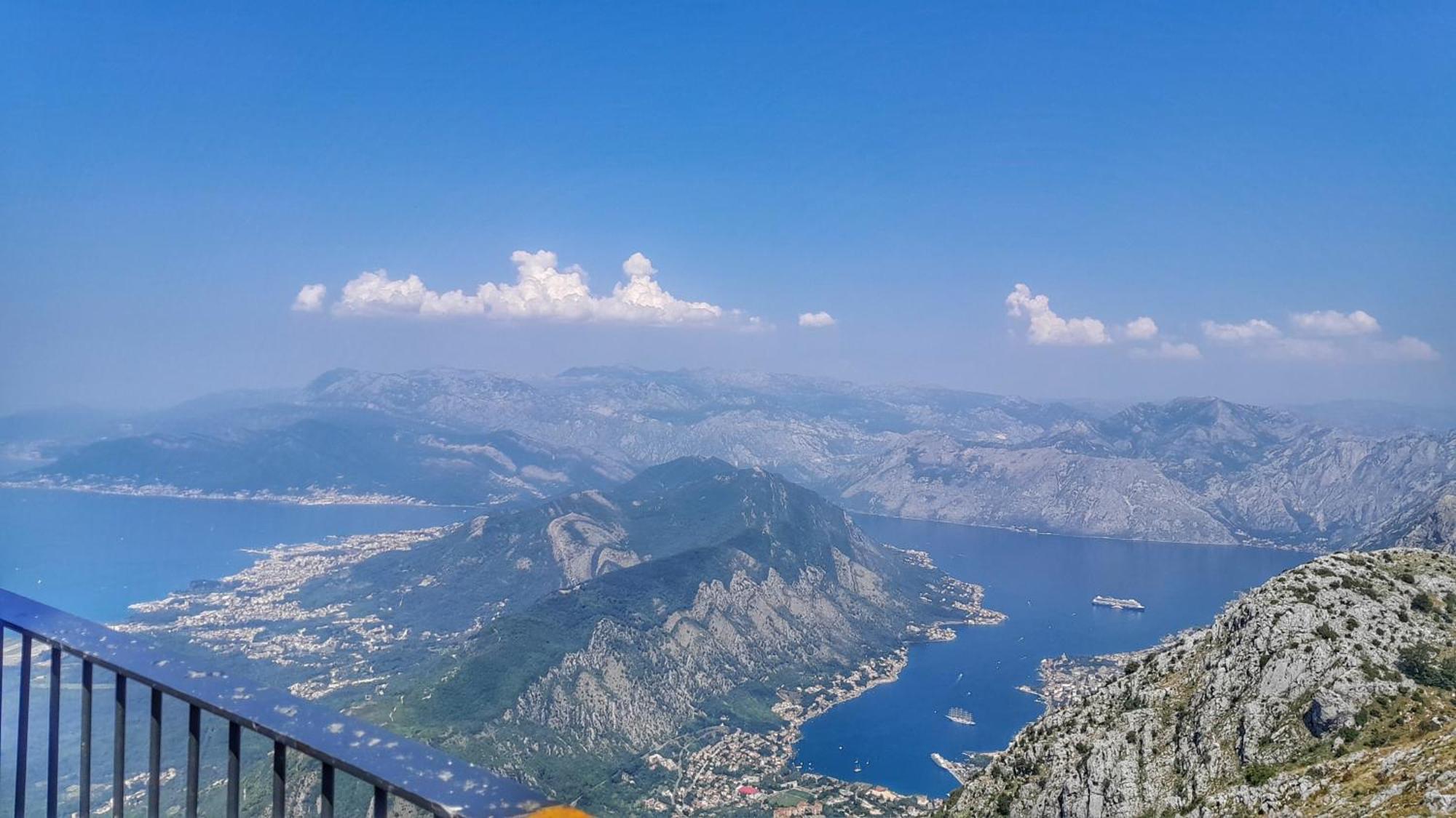 Sea View Apartment In Kotor ! Apartment Popica Kültér fotó