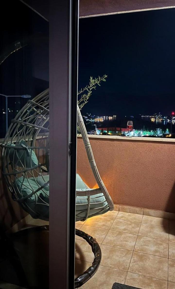 Sea View Apartment In Kotor ! Apartment Popica Kültér fotó